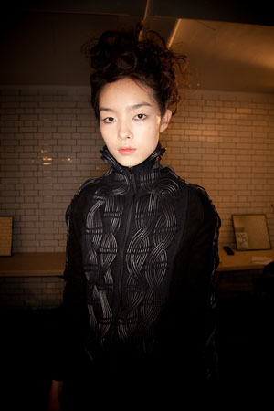 kas-graham-lfw-on-off-presents-february-19-2010-06