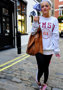 On|Off Style Spy